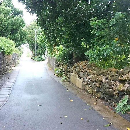 石垣島 一棟貸切りのお宿 ちゅら赤瓦 Ishigaki  Exteriör bild
